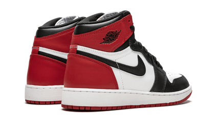 Air Jordan 1 Retro High OG GS "Black Toe 2016" 575441 125