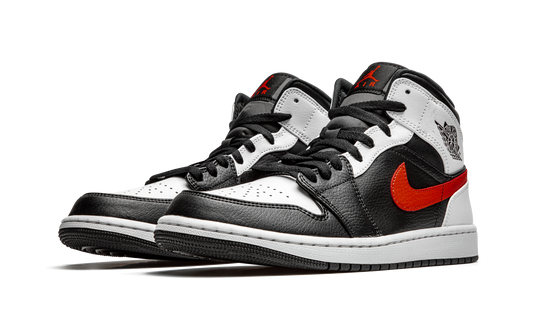 Air Jordan 1 Mid "Chile Red" 554724 075
