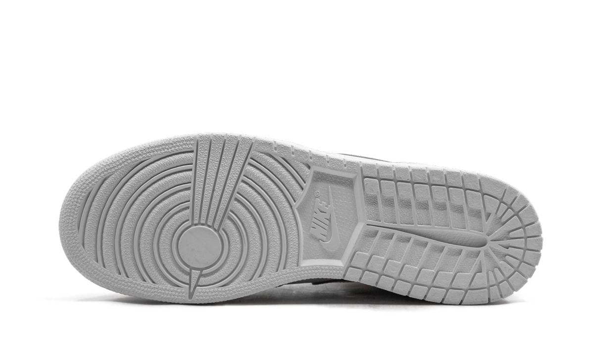 Air Jordan 1 Retro High GS "Silver Medal"