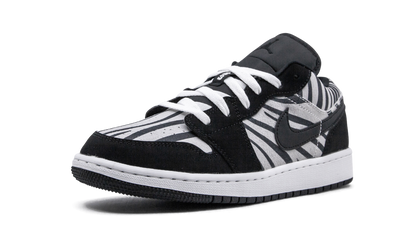 Air Jordan 1 Low GS "Zebra" 553560 057