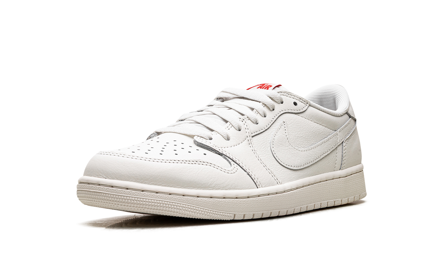 Air Jordan 1 Retro Low OG "Sail" HQ6998 100