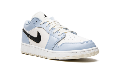 Air Jordan 1 Low GS "Ice Blue" 554723 401
