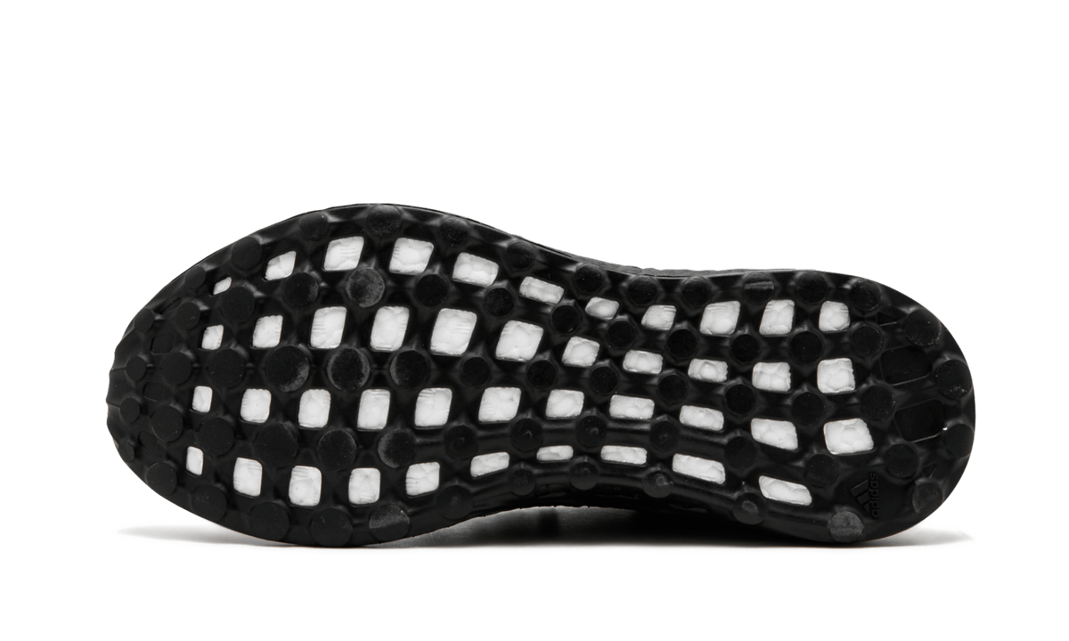 Y-3 Pureboost "Triple Black" CP9890