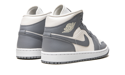 AIR JORDAN 1 MID WMNS "Stealth" BQ6472 115