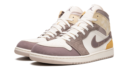 Air Jordan 1 Mid SE Craft "Taupe Haze" DM9652 102