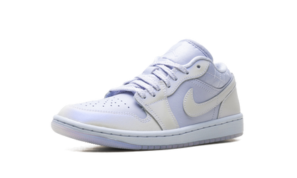 Air Jordan 1 Low SE Wmns "Ghost Pearlized Quilt" IM5129 010