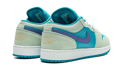 AIR JORDAN 1 LOW SE GS "AQUATONE CONCORD" DX4374 300