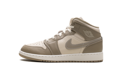 Air Jordan 1 Mid GS "Legend Brown" HF4781 203