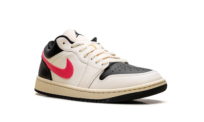Air Jordan 1 Low WMNS "Flight Club" DC0774 107