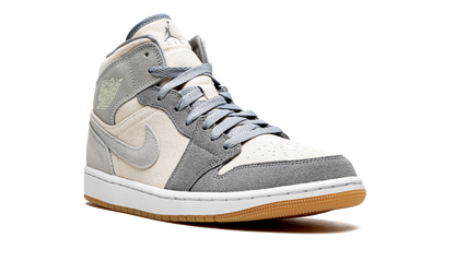 Air Jordan 1 Mid SE "Coconut Milk" DN4281 100
