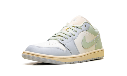 Air Jordan 1 Low WMNS "Sail Jade Aura" DC0774 108