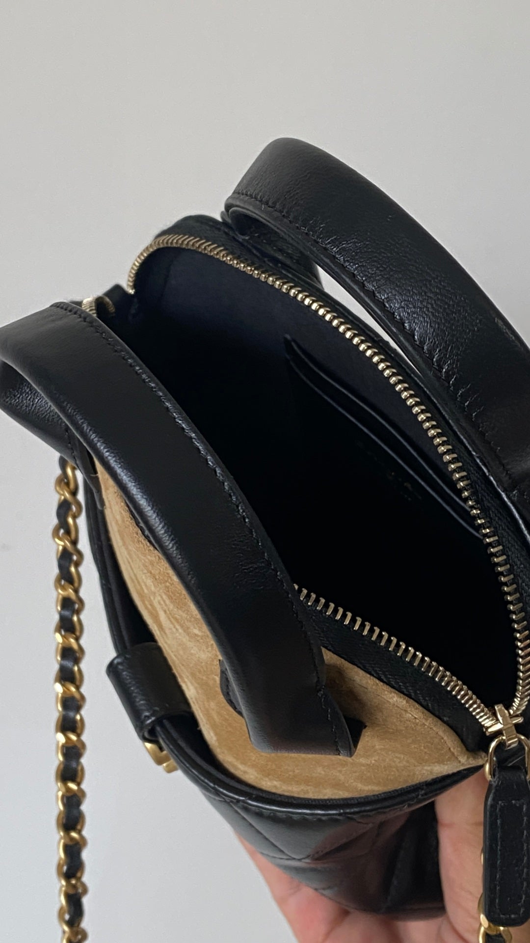 CC Clutch with chain 18  black brown suede calfskin