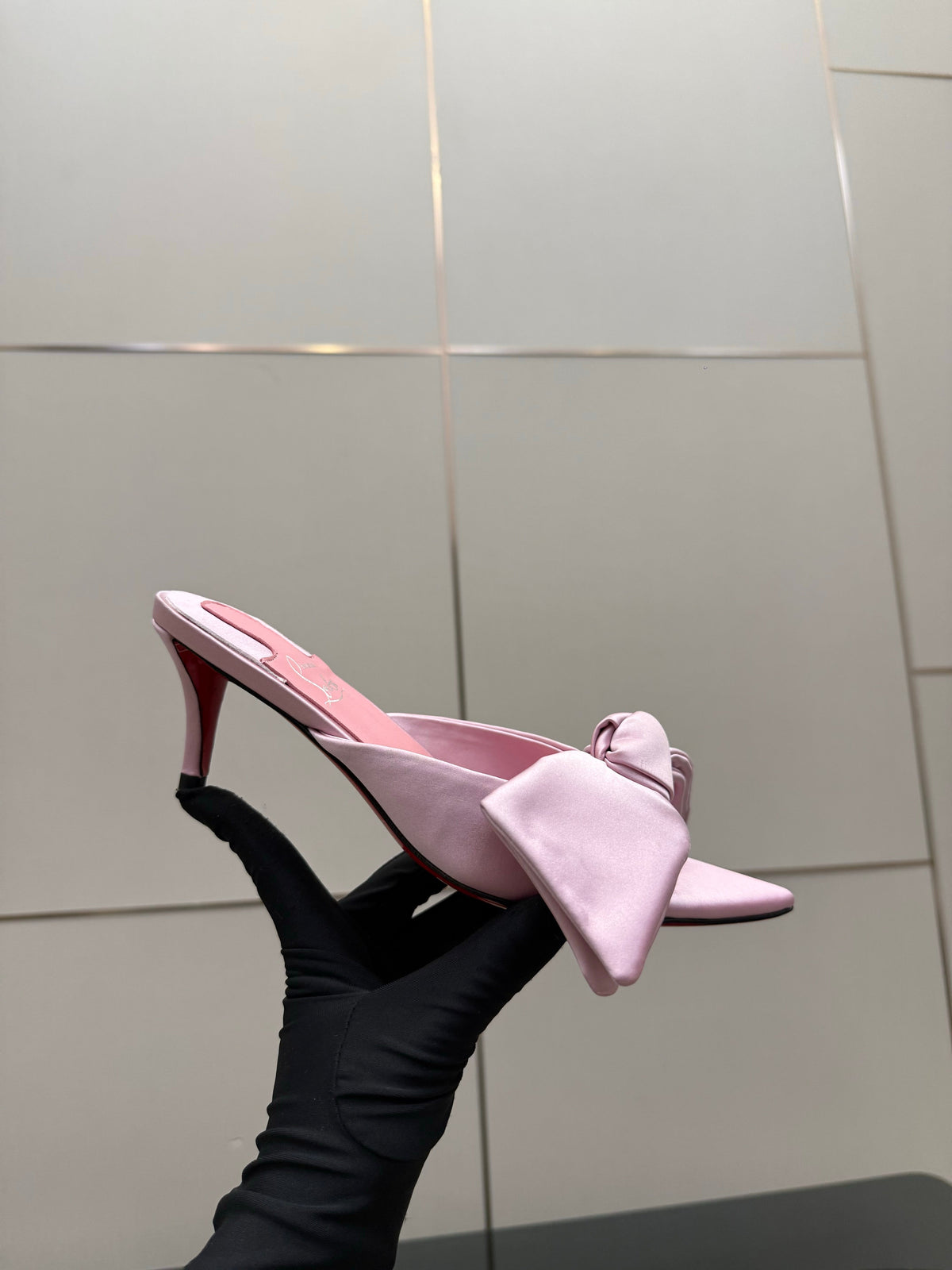 Christian Louboutin 2026 Mulazee Bow-Detail Slide Sandals 60mm Satin 791575
