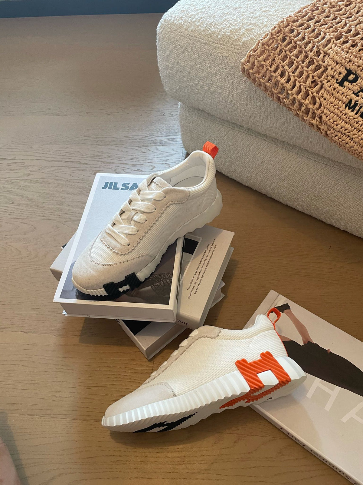 HM Bouncing 35 Sneakers White Canvas & Suede Goatskin H Black Orange