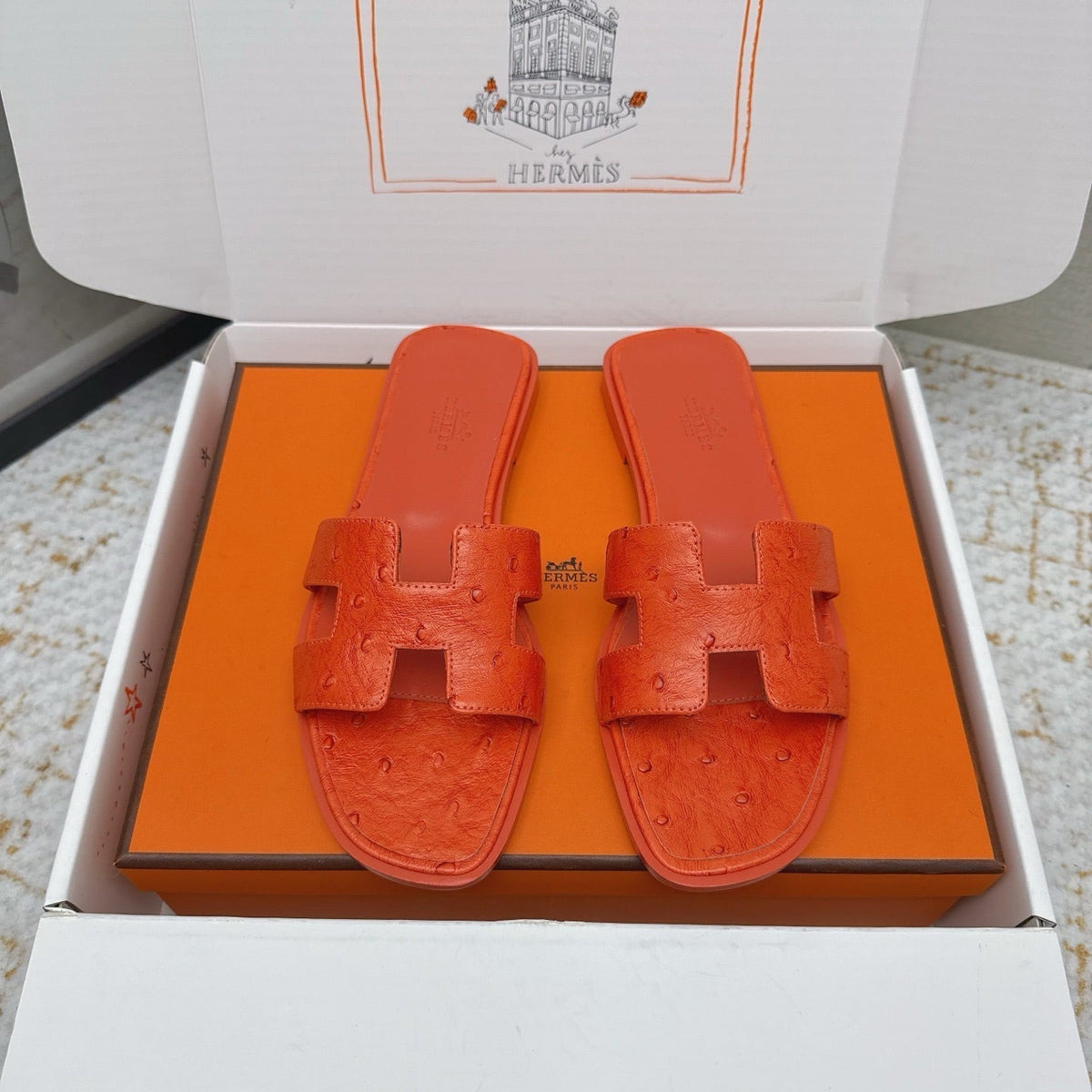 HM 26ss Oran Sandals Ostrich Leather 625092
