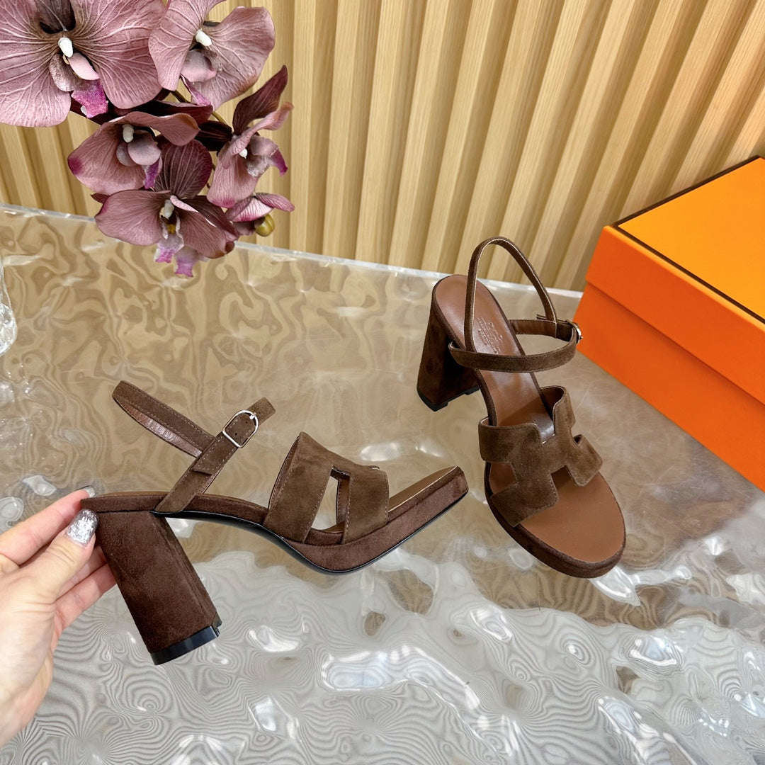 HM Jazz 90 Sandal In Walnut Brown Suede