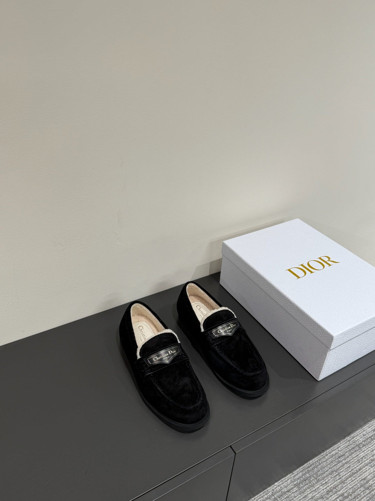 CD Loafers In Black Suede And Fleece Lining 109293