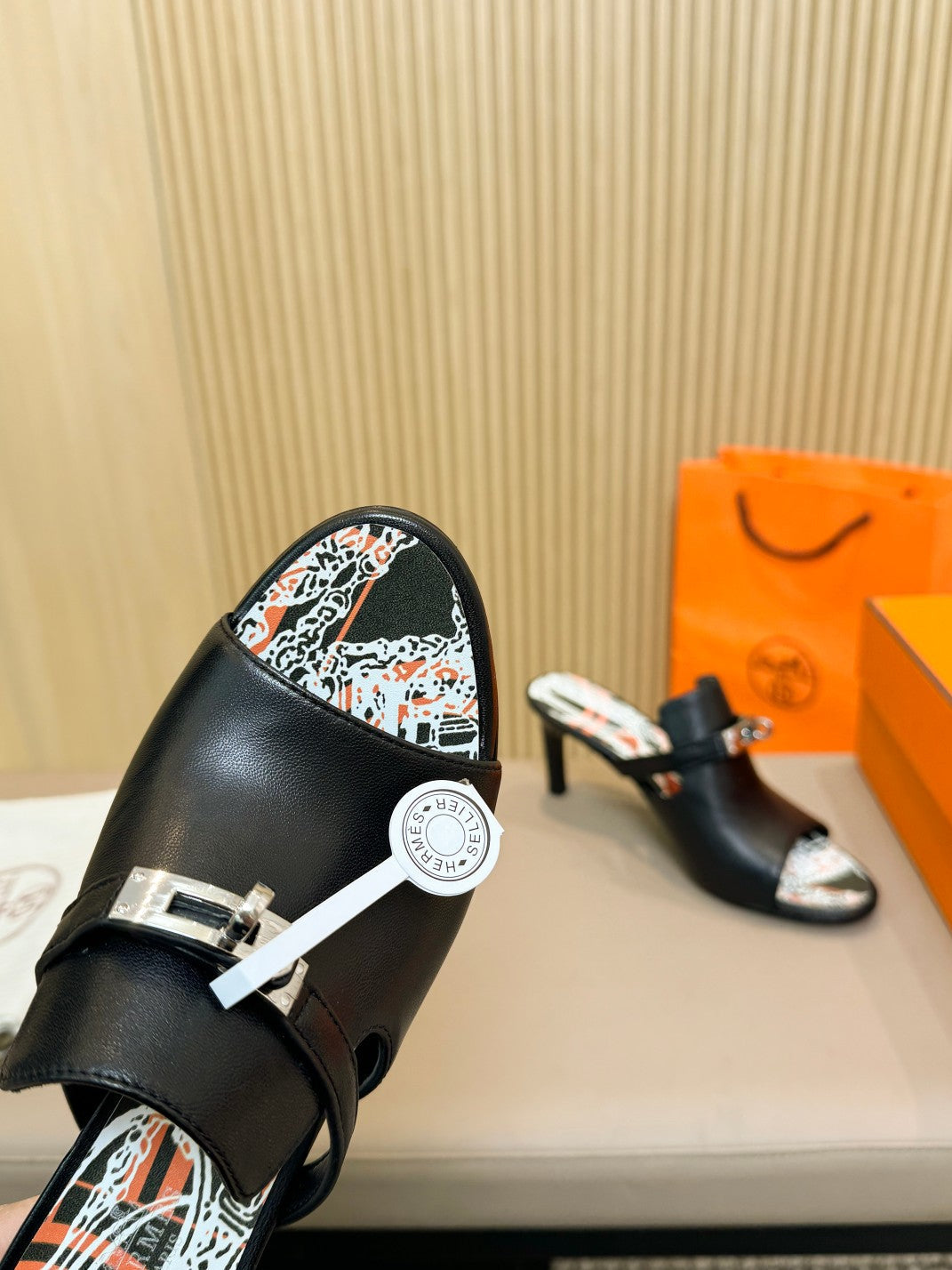 HEDEN MULE 80 BLACK CALFSKIN WITH PATTERN