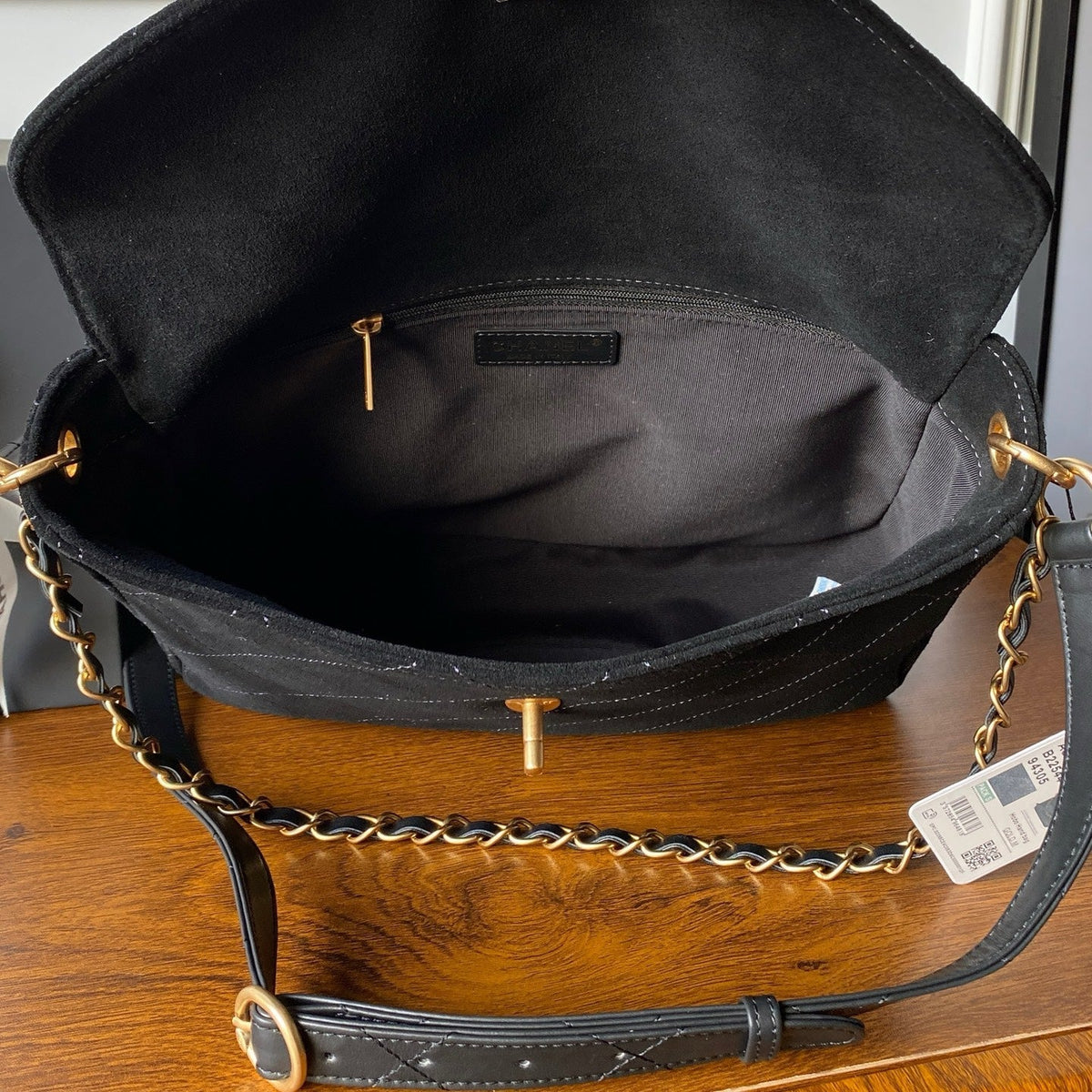 Chanel 2025 Messenger Bag 30cm Black Suede Gold Hardware 321012