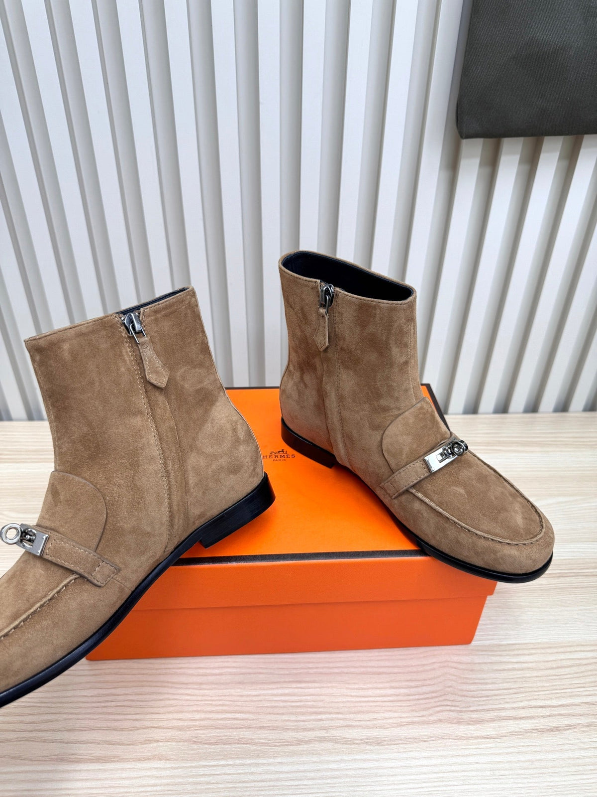 HM 25s Kelsy Ankle Boot Coffee Brown Suede 466591
