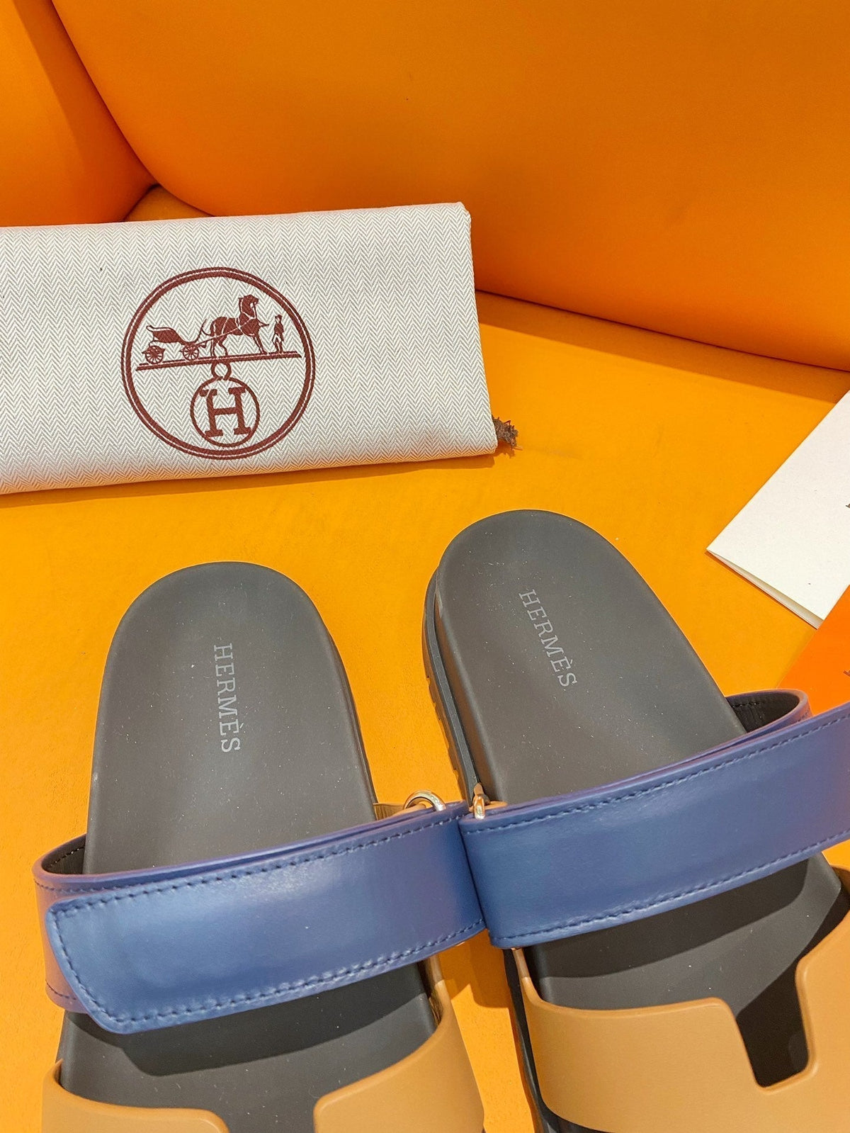 chypre sandal gold blue black calfskin