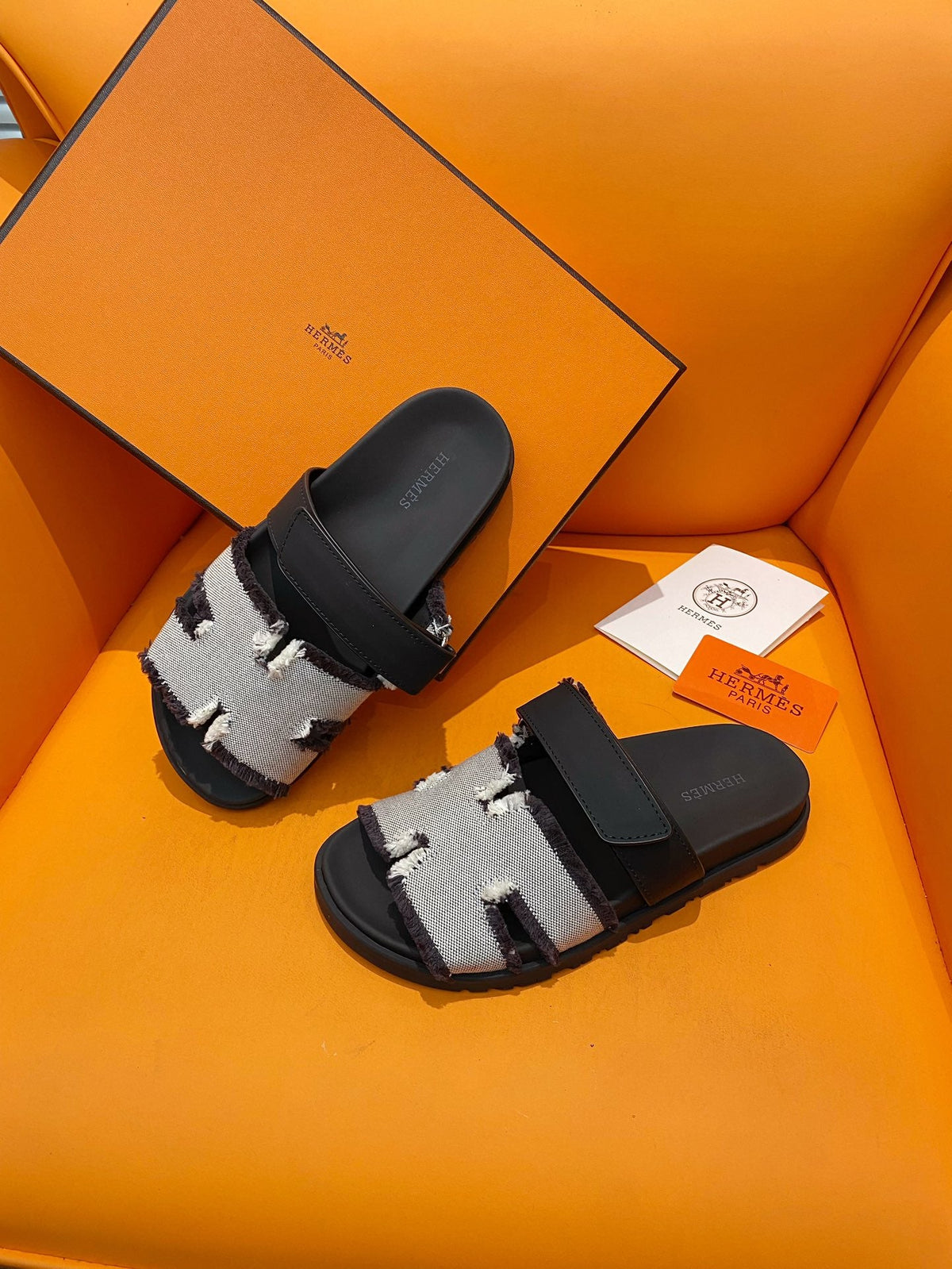 chypre sandal white black canvas black calfskin