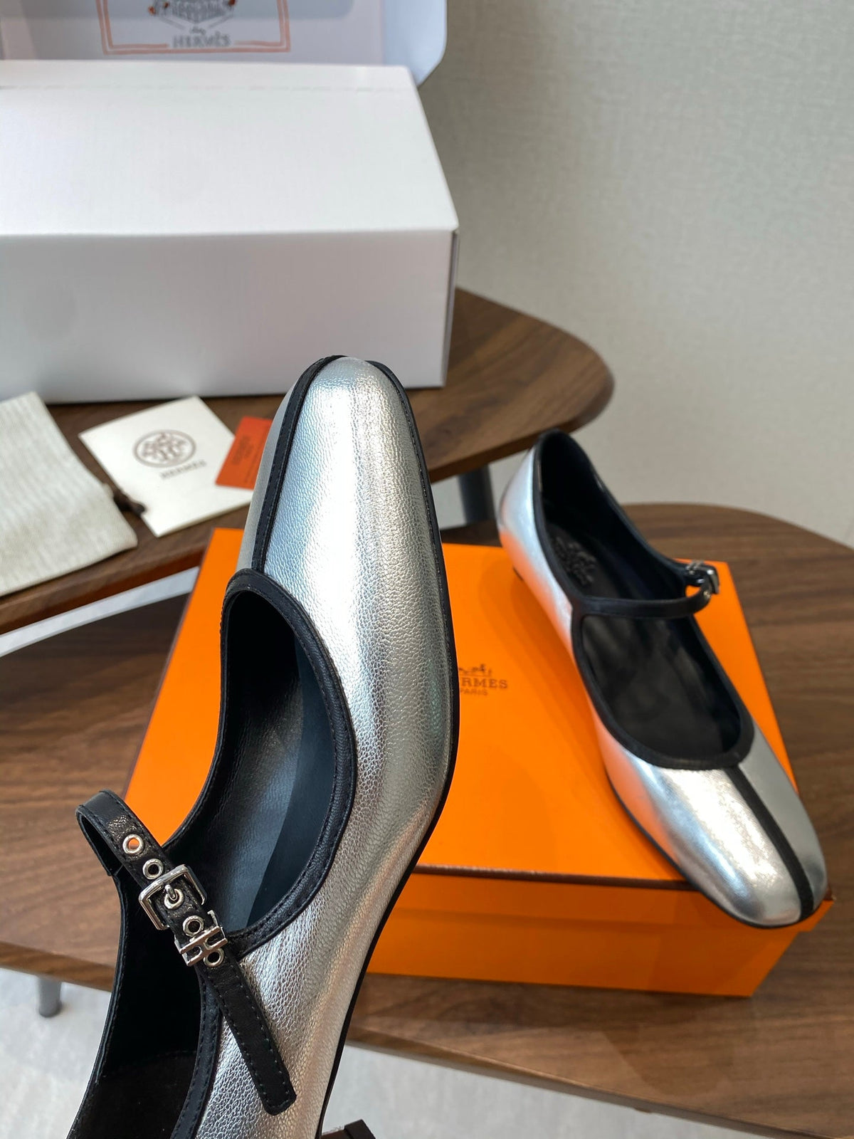 HM 25s Mary Jane 40mm Sliver Calfskin 422568