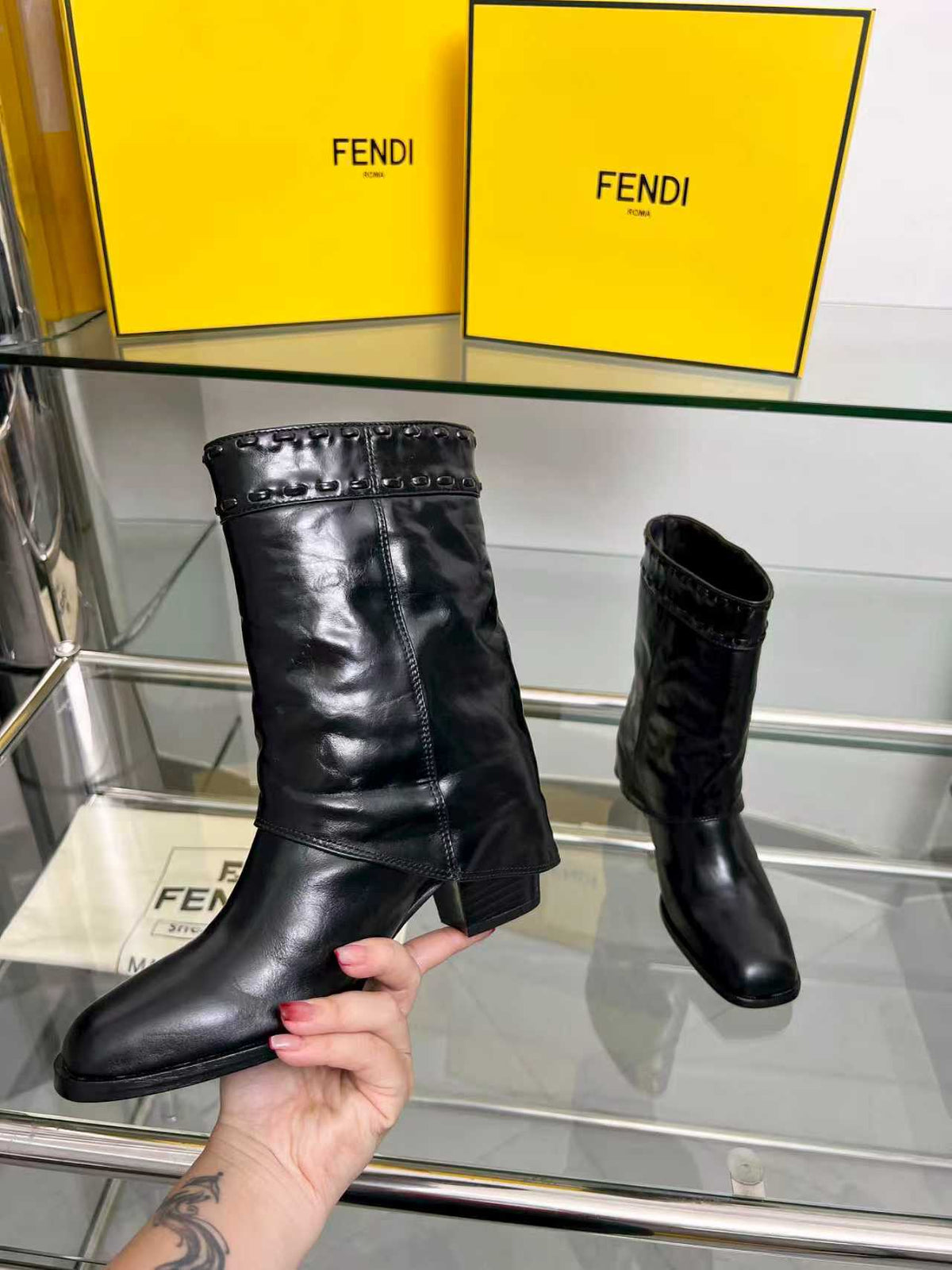 FENDI low boots black calfskin 521237