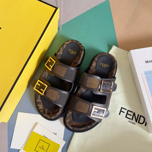 FF Feel Brown Black Canvas Slide