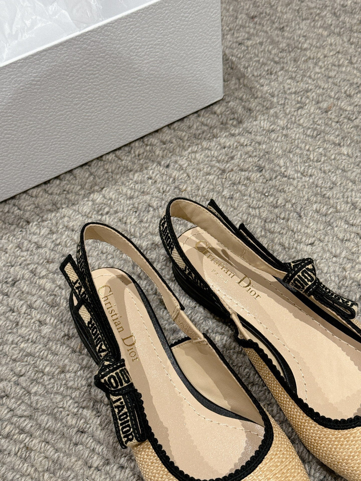 cd slingback flat beige raffia lambskin