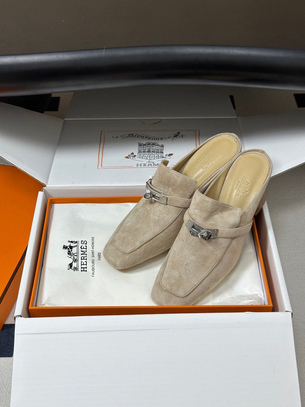 HM Blossom Mule 65mm Khaki Suede 902904