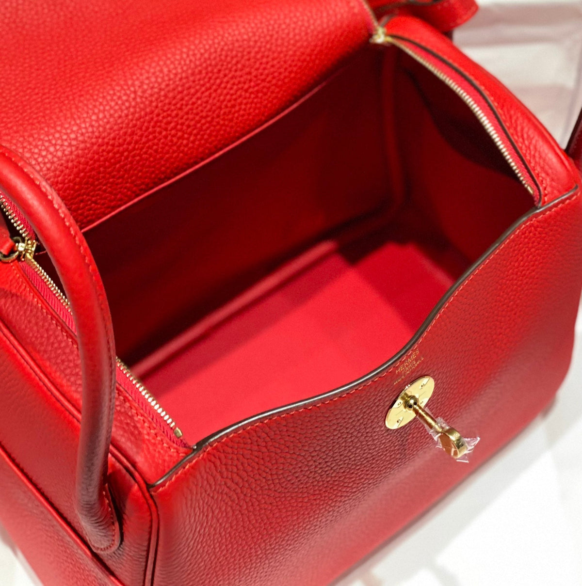 HM LINDY 26 BAG RED TAURILLON CLEMENCE LEATHER