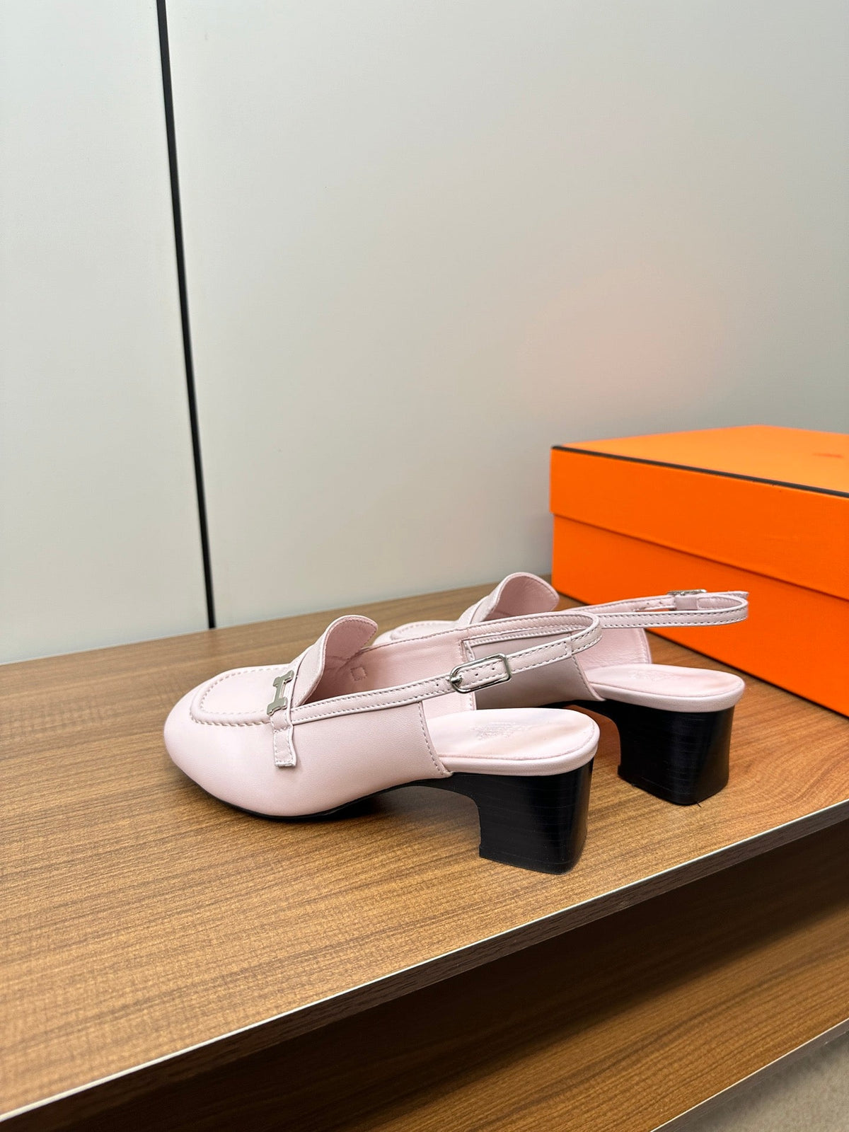 Infinie 50 pump light pink