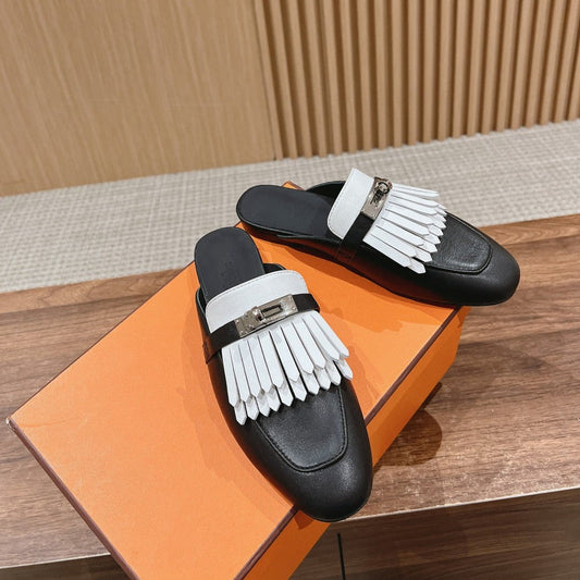 OZ Mule Fringed Black/White