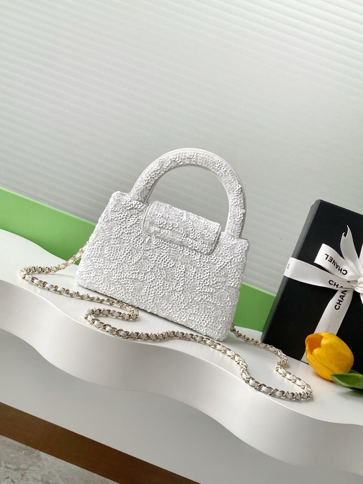 CC Kelly Shopper 19cm White Sequin
