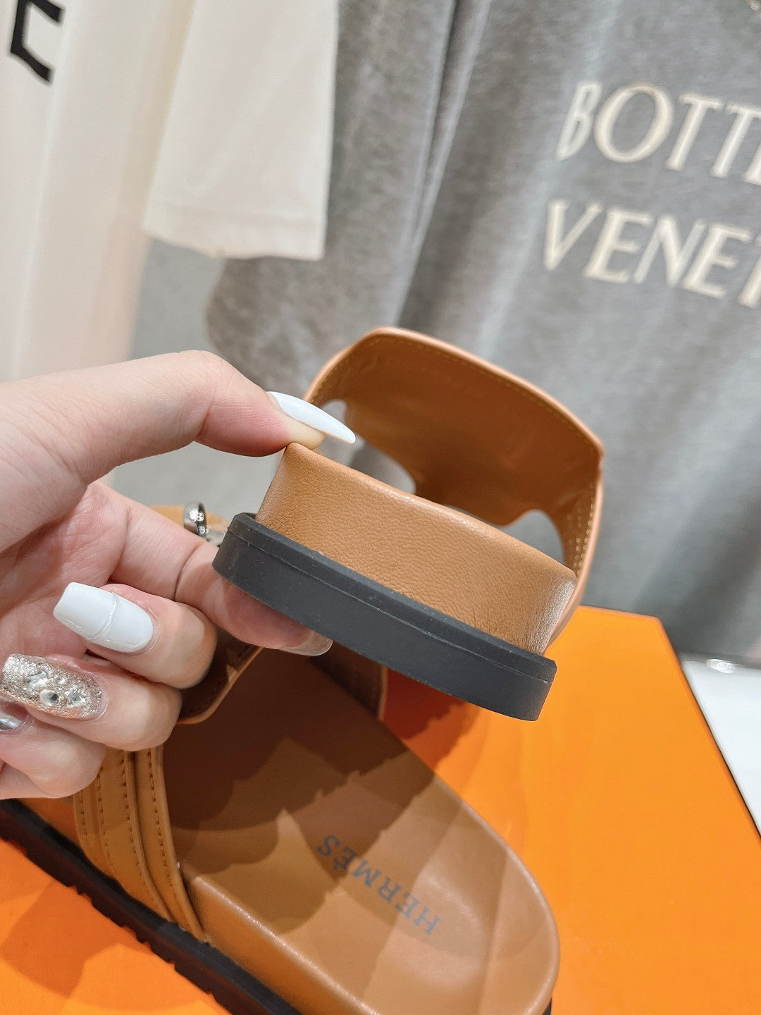 EMPIRE SANDAL CARAMEL CALFSKIN