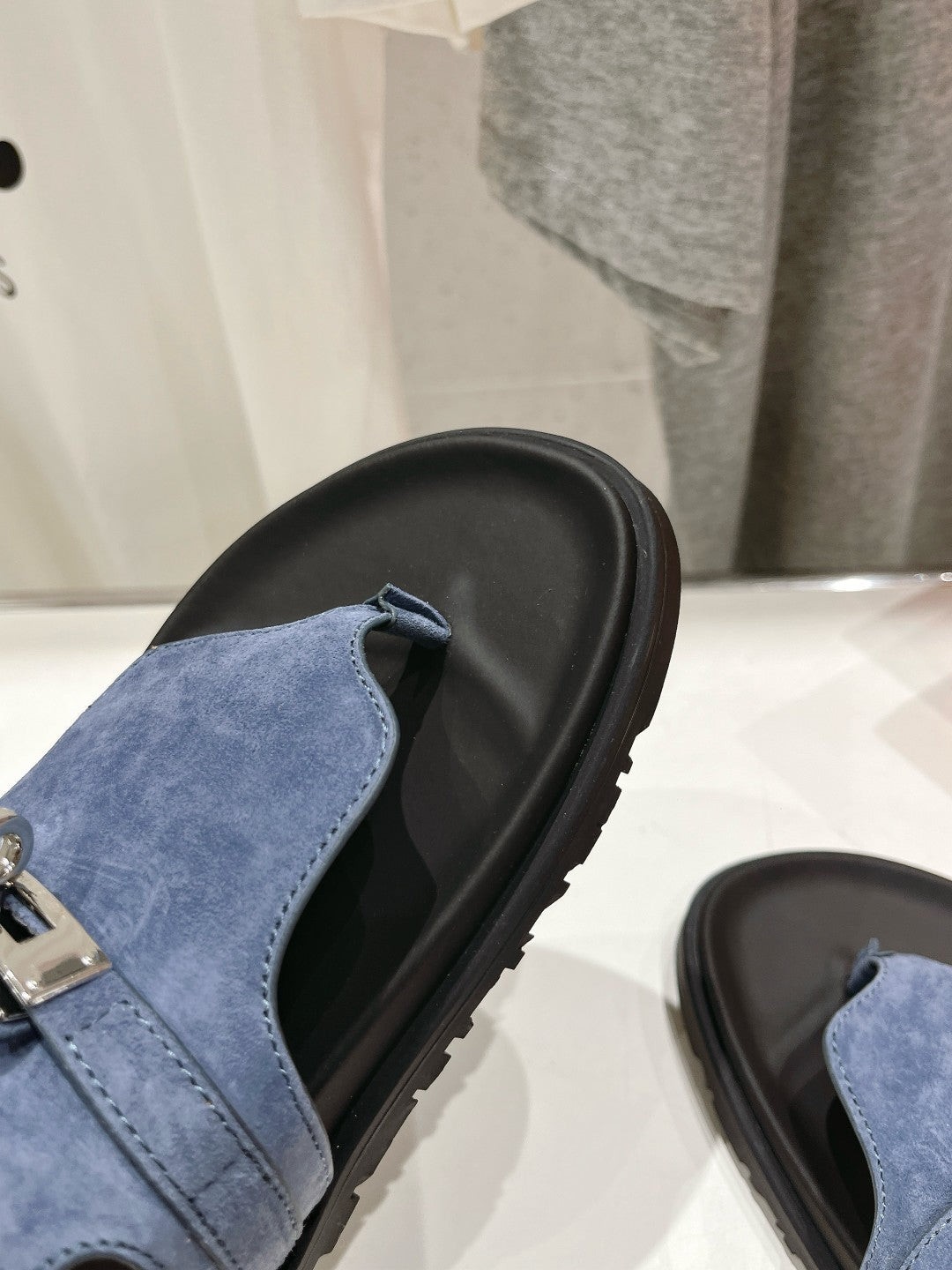 EMPIRE SANDAL BLACK MIX STONE SUEDE