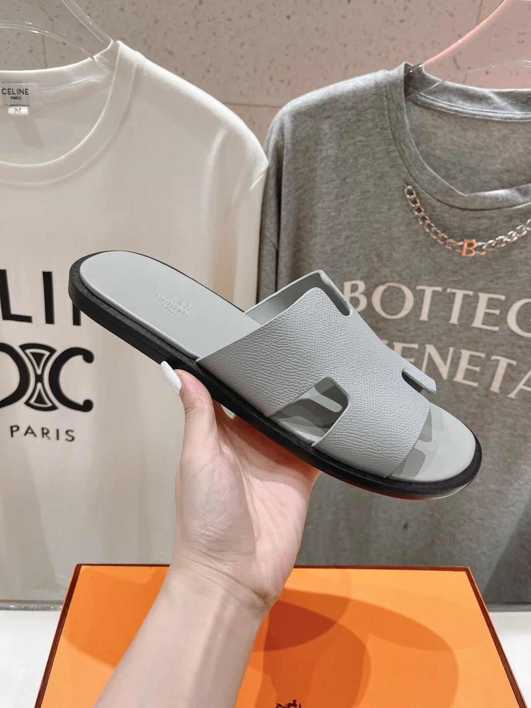 IZMIR SANDAL BRIGHT GRAY LAMBSKIN