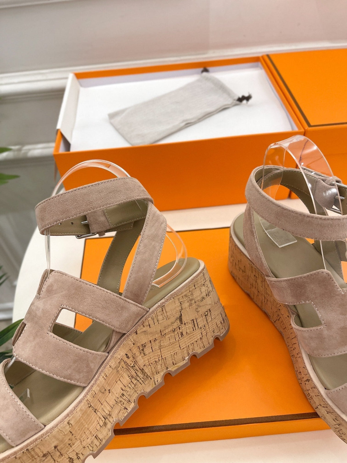 Havane 30 Sandal Light Brown Suede