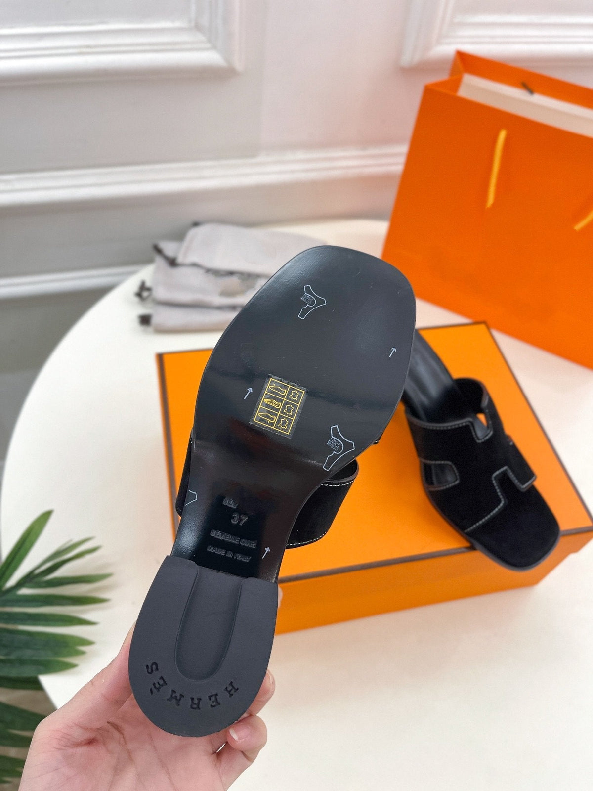HELIA 60 SANDAL BLACK SUEDE
