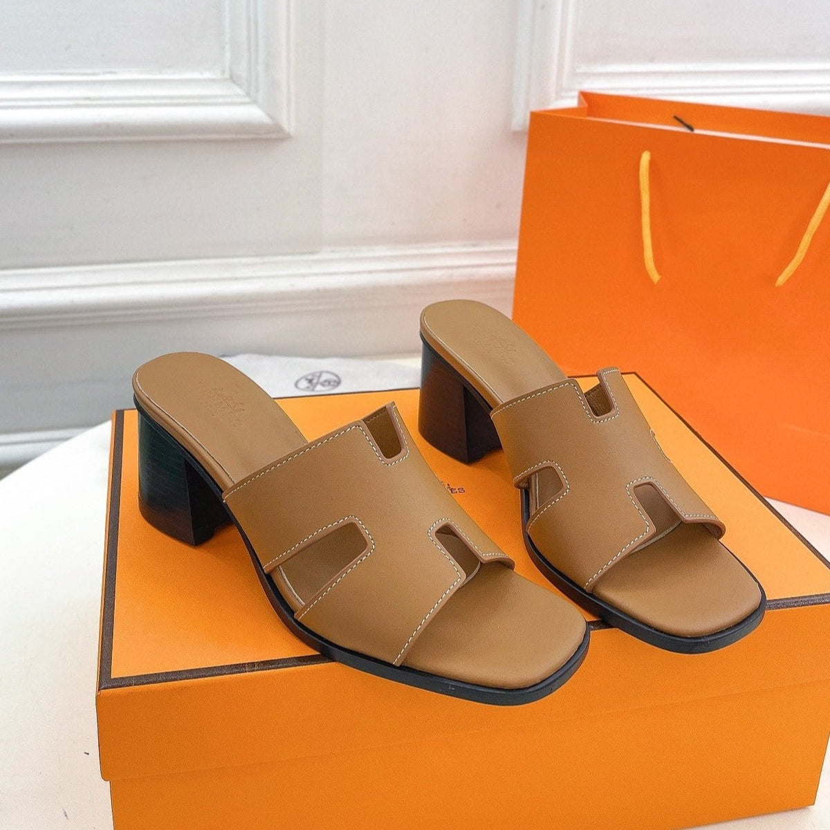 HELIA 60 SANDAL BROWN
