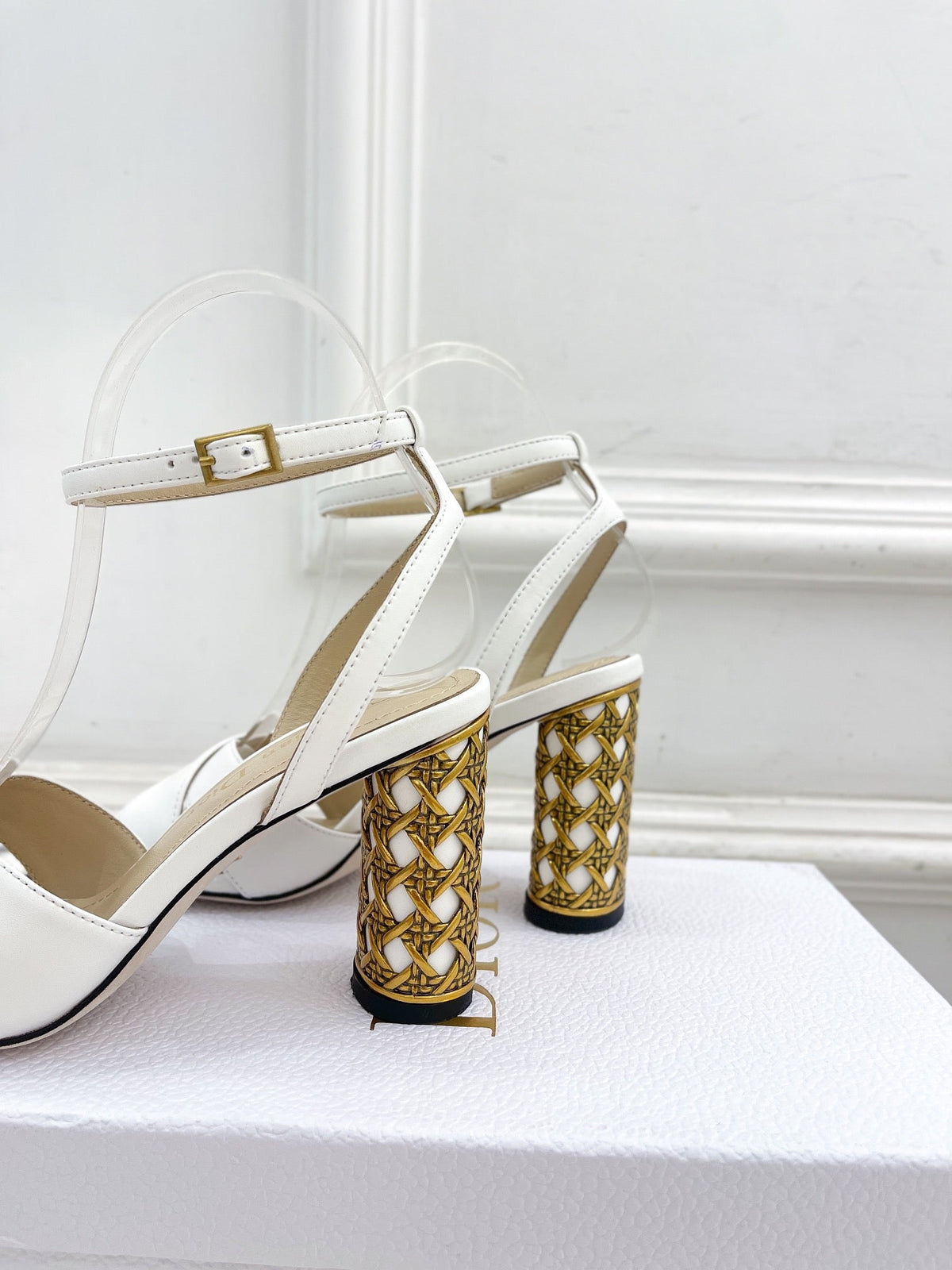 CD Icon Heeled Sandal 80mm White Calfskin