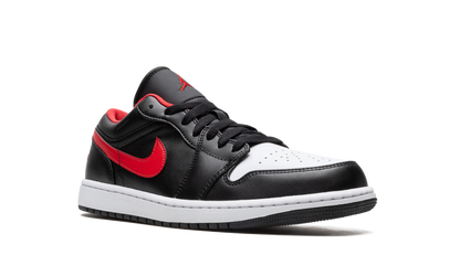 Air Jordan 1 Low "White Toe" 553558 063