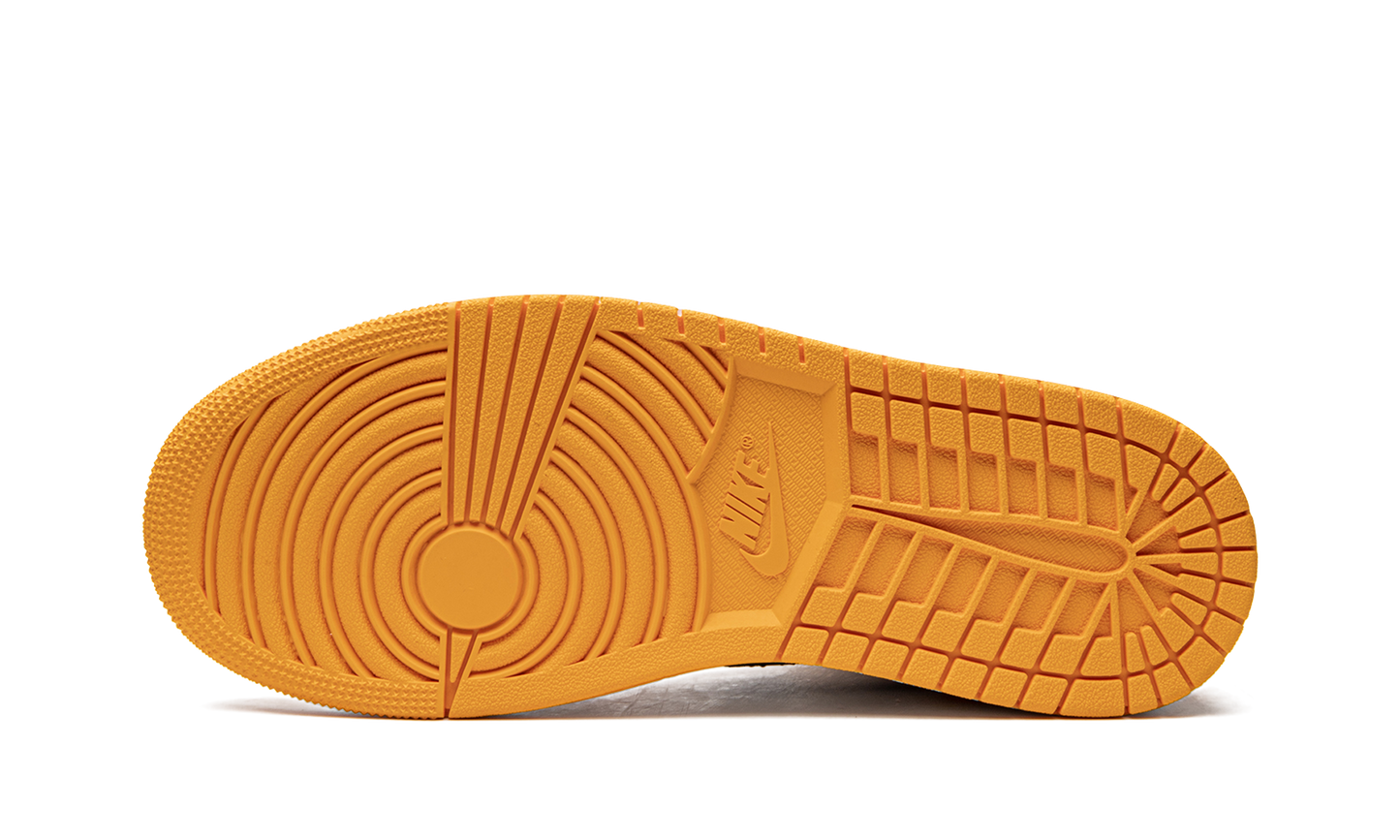 Air Jordan 1 Mid "Taxi" 554724 701