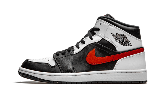 Air Jordan 1 Mid "Chile Red" 554724 075