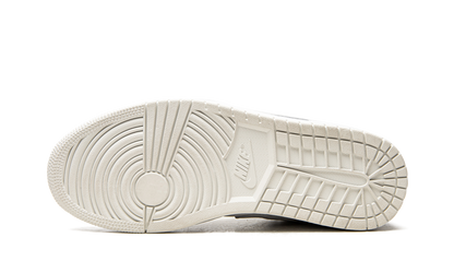 Air Jordan 1 Low "Paris" CV3043 100