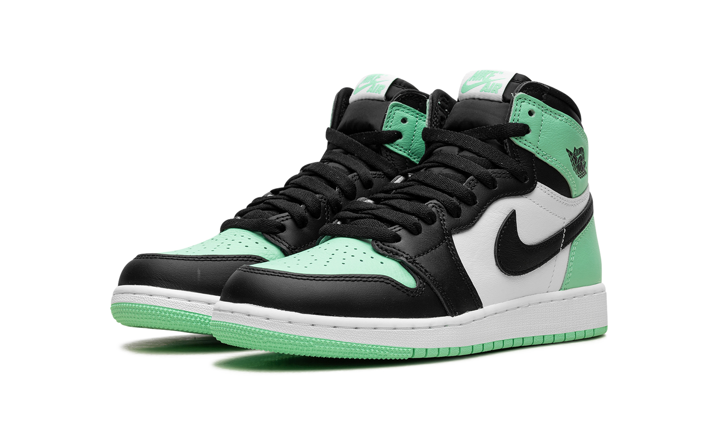 Air Jordan 1 GS "Green Glow" FD1437 130
