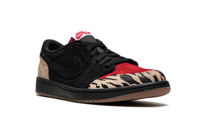 Air Jordan 1 Low SP "SoleFly - Carnivore" DN3400 001