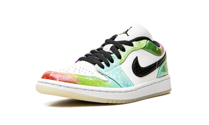 Air Jordan 1 Low WMNS "Galaxy" CW7310 909