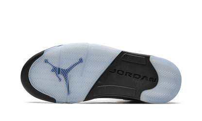 Air Jordan 5 Retro Mid SE "UNC" DV1310 401